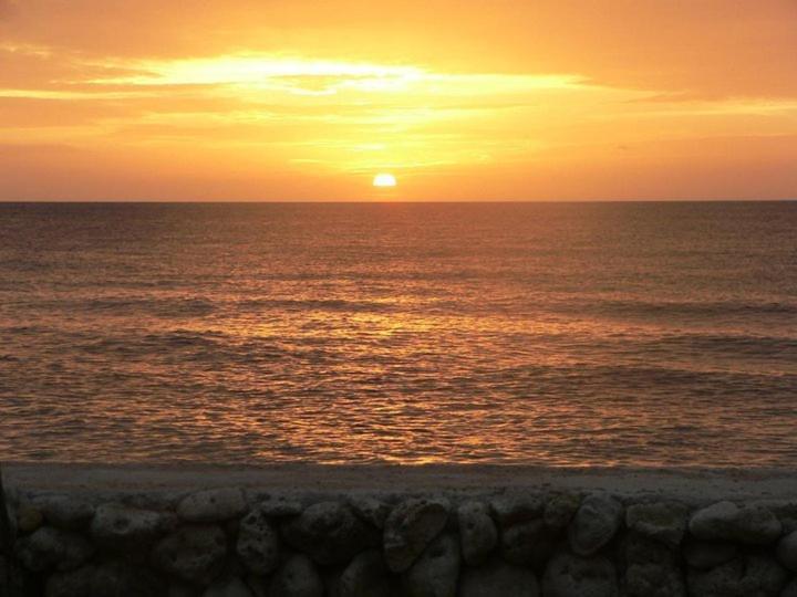 By The Sea Resort Santa Fe  外观 照片